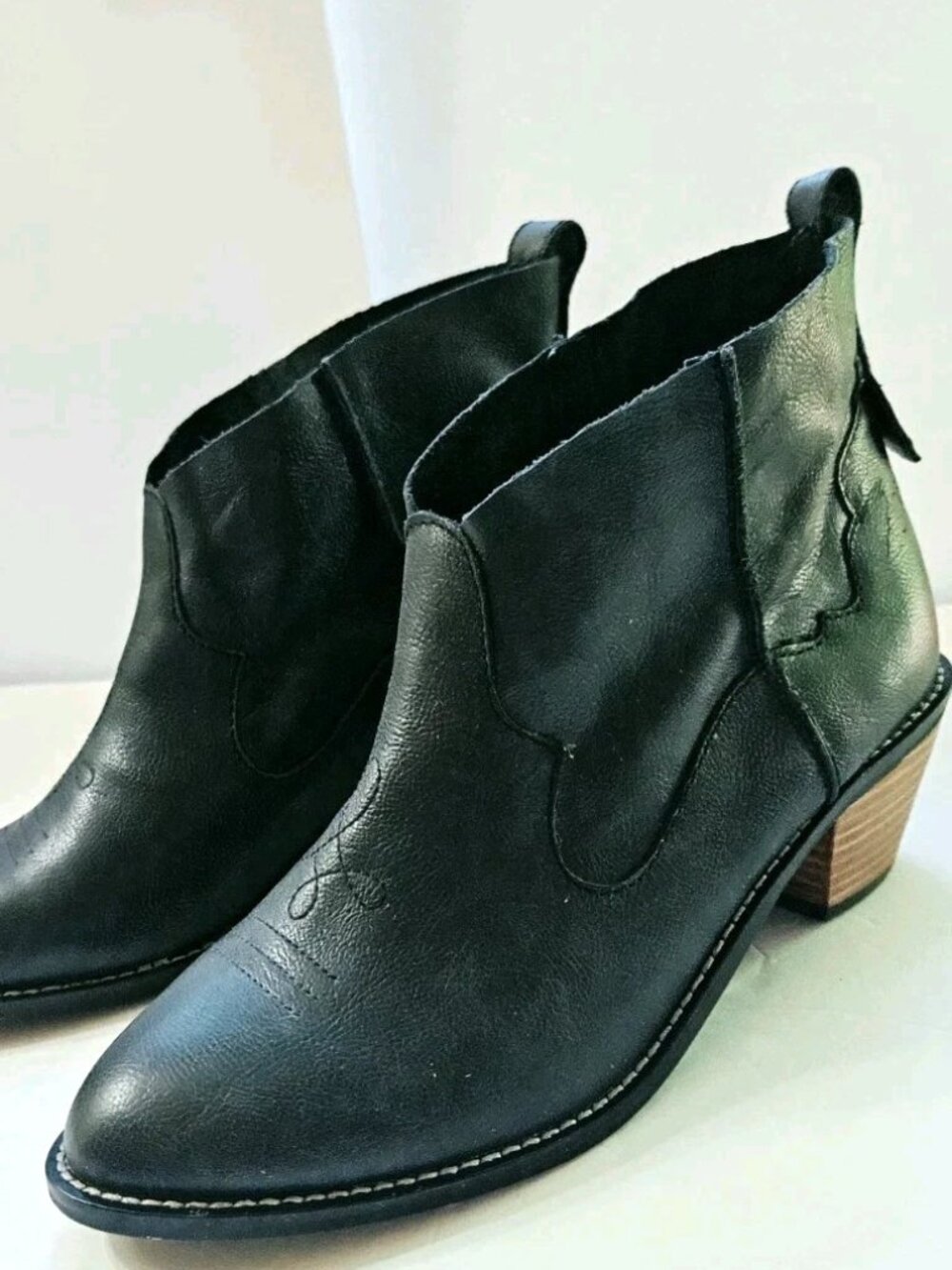 Kelsi Dagger Brooklyn Kamper Ankle Boot Size 9 Black Western Cowgirl Bootie NEW